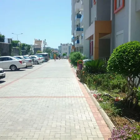 Flat 아파트 *